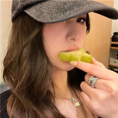泥砖与镜子